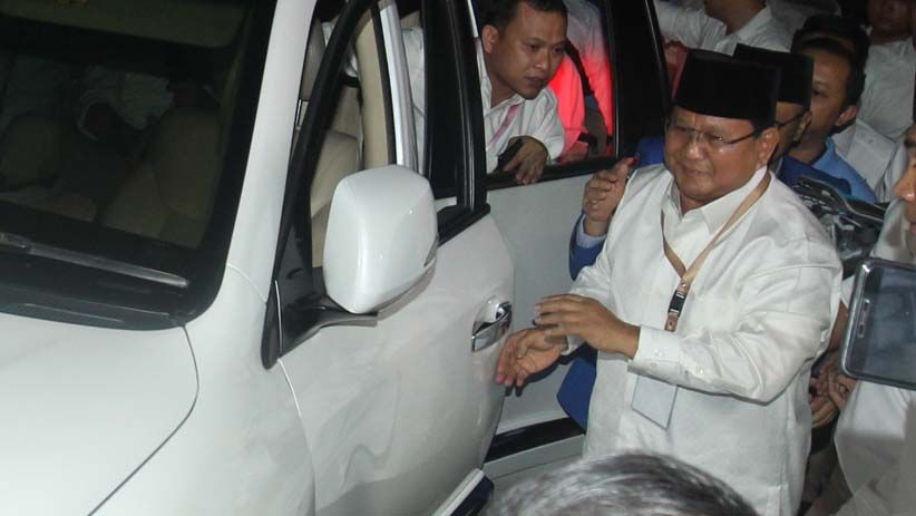 Jokowi-Ma'ruf Amin dan Prabowo-Sandi Tiba di KPU - Bagian 2