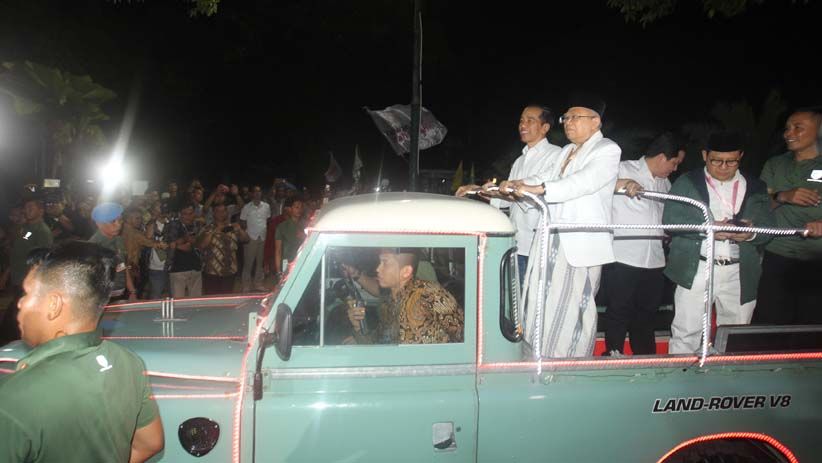 Jokowi-Ma'ruf Amin dan Prabowo-Sandi Tiba di KPU - Bagian 1