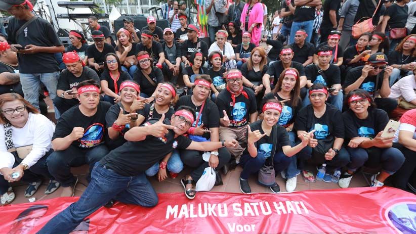 Pendukung Jokowi-Ma'ruf Amin Padati Tugu Proklamasi - Bagian 2