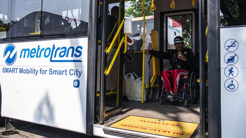 Atlet Difabel Ikut Simulasi Transportasi Asian Para Games 2018 - Bagian 3