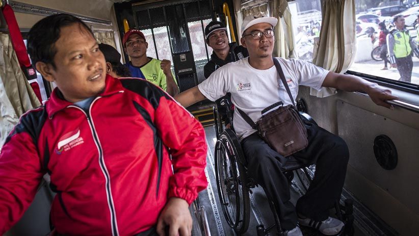 Atlet Difabel Ikut Simulasi Transportasi Asian Para Games 2018 - Bagian 2