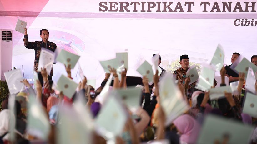 Presiden Jokowi Serahkan 7.000 Sertifikat Tanah untuk Masyarakat Bogor