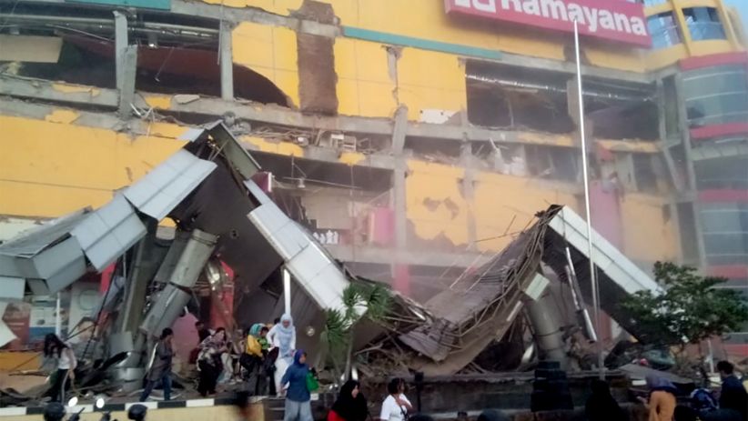 Gempa 7,7 SR Guncang Sulawesi Tengah, Gedung dan Rumah Hancur