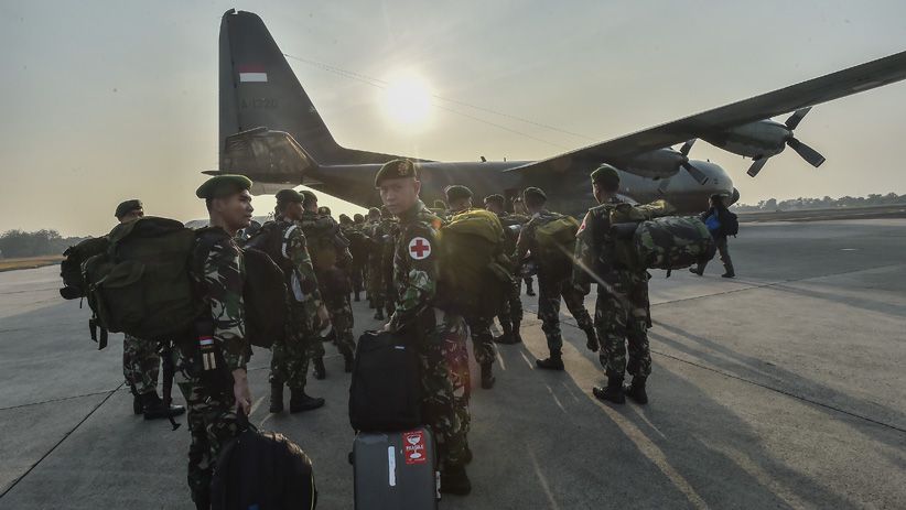 Bantu Penanganan Bencana Gempa, 200 Prajurit TNI Berangkat ke Palu - Bagian 1