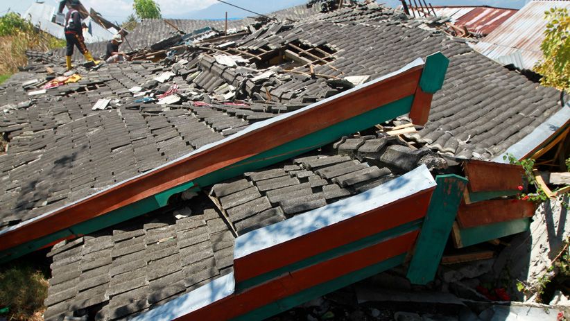 Ratusan Orang Diduga Terkubur di Petobo Palu, Begini Kondisinya Ratusan Orang Diduga Terkubur di Petobo Palu, Begini Kondisinya