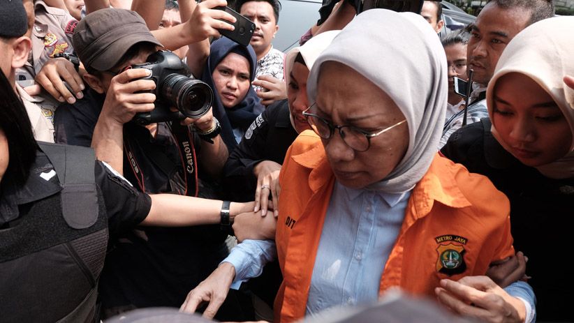 Pakai Rompi Tahanan, Ratna Sarumpaet Jalani Tes Kejiwaan - Bagian 1