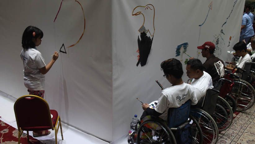 Gubernur Anies Fasilitasi Bakat Seni Penyandang Disabilitas - Bagian 5