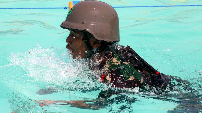 Serunya Lomba Renang Militer Korps Marinir TNI AL - Bagian 2