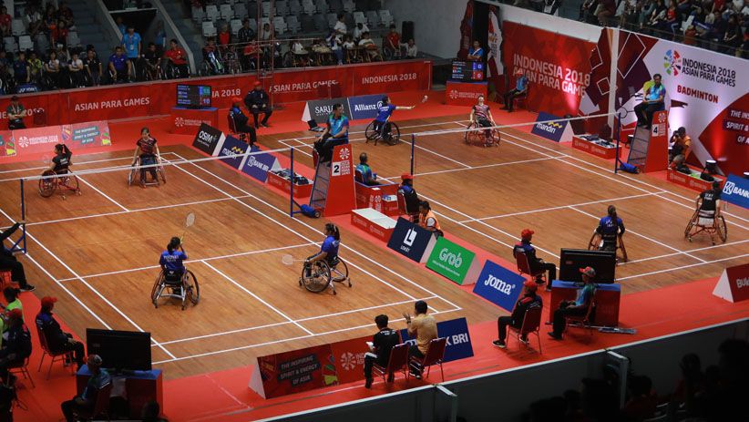 Ratusan Warga Rela Kepanasan demi Dukung Atlet Bulutangkis Indonesia - Bagian 4