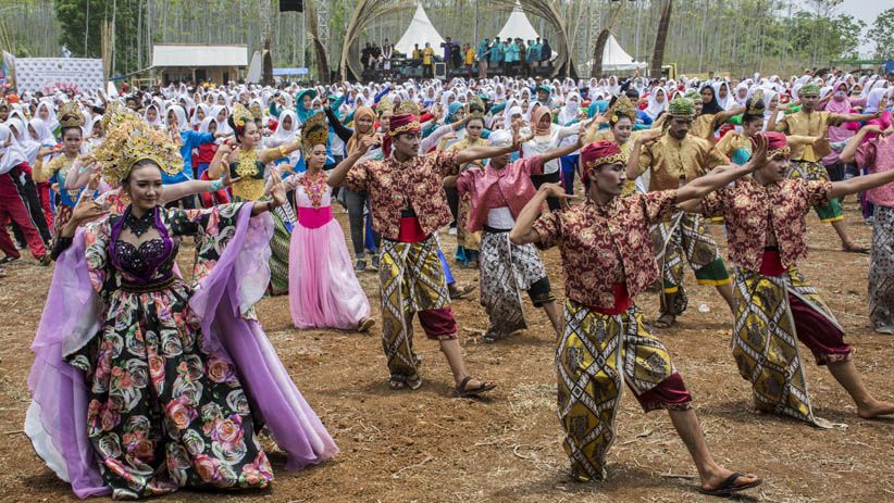 5.113 Orang Pecahkan Rekor Dunia Tari Jipeng