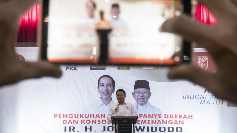 Dikukuhkan Erick Thohir, TKD Jawa Barat Siap Menangkan Jokowi-Ma'ruf Amin - Bagian 2