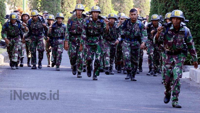 Ribuan Prajurit Marinir TNI AL Ikut Lomba Cross Country - Bagian 1
