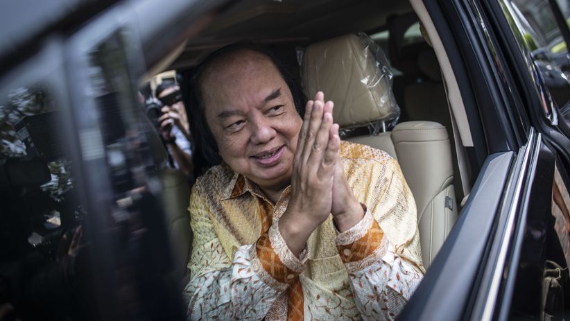 Datang ke BI, Tahir Tukar Dolar AS dan Singapura Senilai Rp2 Triliun - Bagian 1