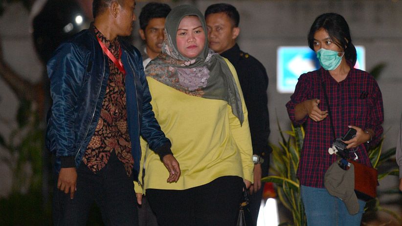 Tampang Bupati Bekasi dan Direktur Lippo Group saat Ditangkap KPK - Bagian 3