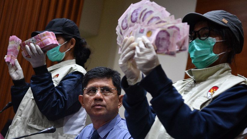 Ini Barang Bukti Uang Rp13 M untuk Suap Proyek Meikarta - Bagian 1