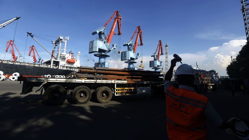 Gerbang Ekspor Impor di Pelabuhan Tanjung Priok - Bagian 5