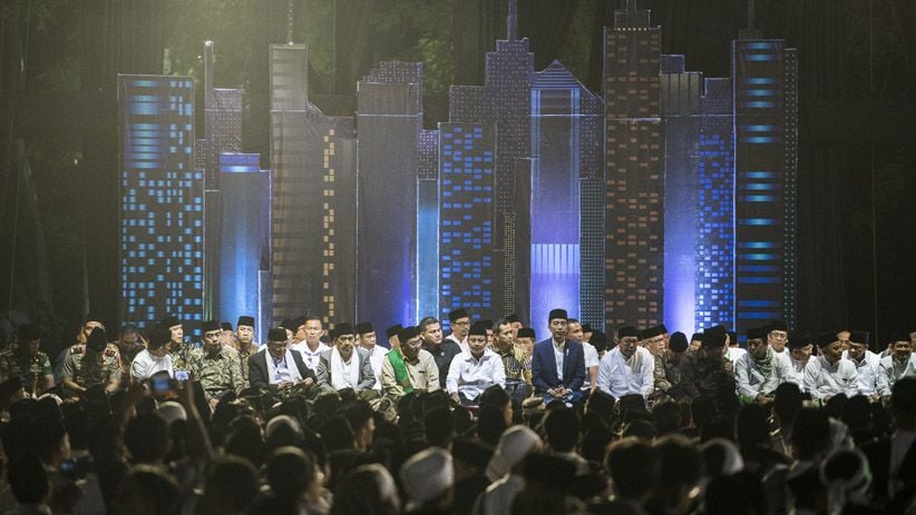 Presiden Jokowi Hadiri Puncak Perayaan Hari Santri Nasional di Bandung - Bagian 2