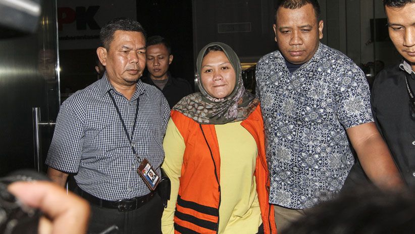 Suap Proyek Meikarta, KPK Tahan Bupati Bekasi Neneng Hassanah Yasin - Bagian 1