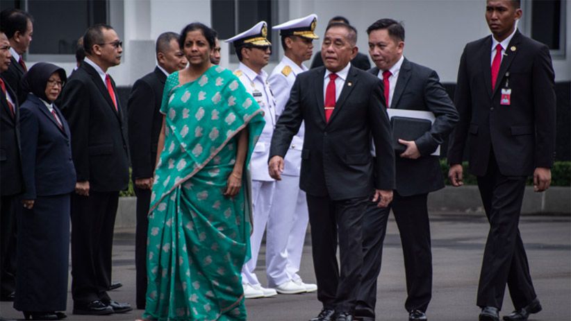 Menteri Ryamizard Ryacudu Terima Kunjungan Menteri Pertahanan India - Bagian 2