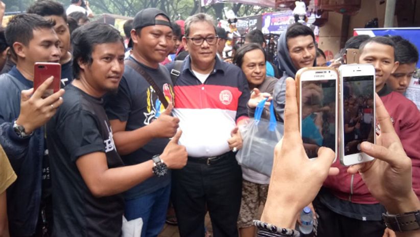 Ribuan Kicau Mania se-Indonesia Ramaikan Presiden Cup V - Bagian 2