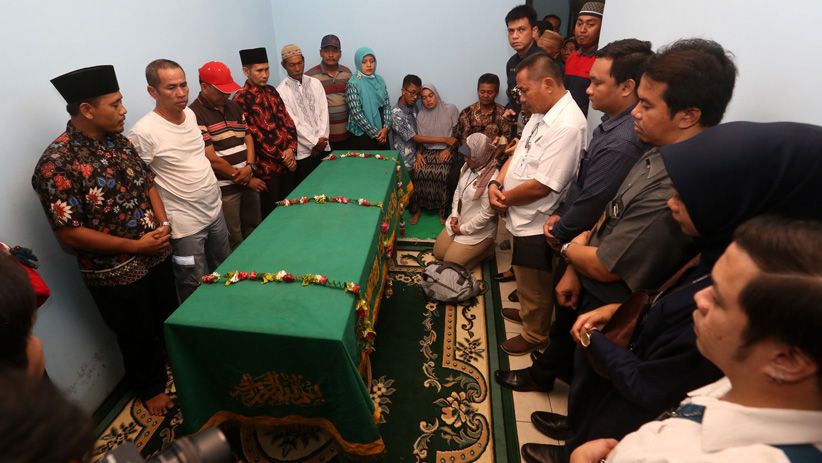 Suasana Haru di Pemakaman Jannatun Cintya Dewi, Korban Lion Air JT610 - Bagian 6