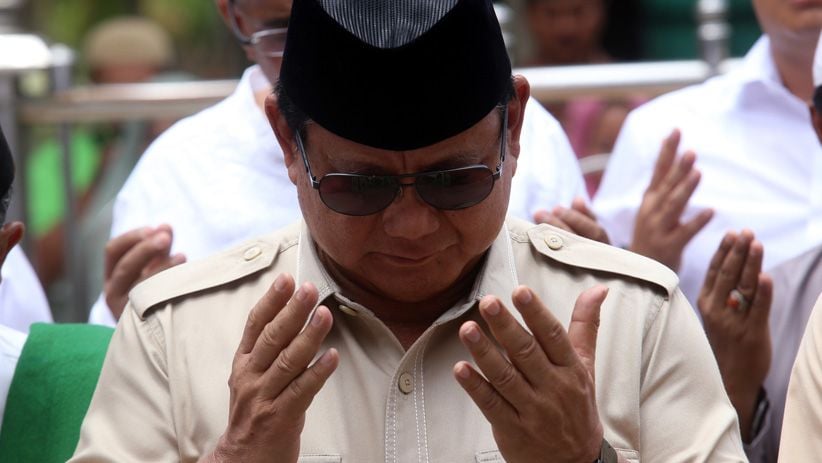 Kampanye di Jawa Timur, Prabowo Ziarah ke Makam Sunan Ampel - Bagian 4