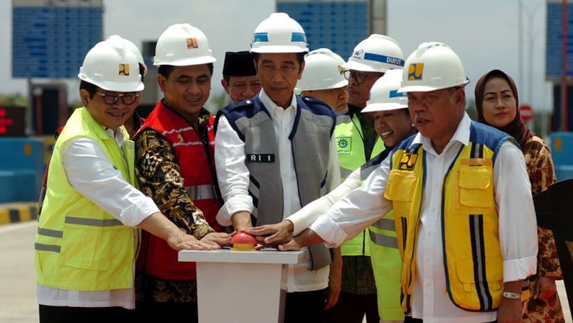 Presiden Jokowi Resmikan Jalan Tol Pejagan-Pemalang - Bagian 2