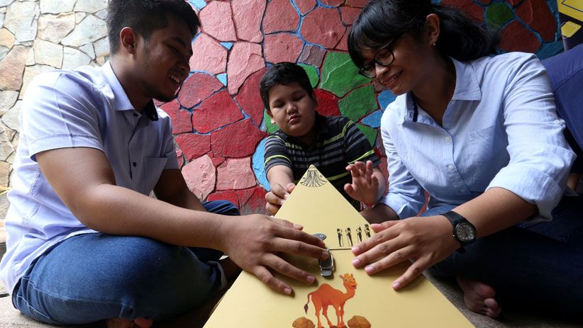 Mahasiswa Ubaya Ciptakan Inovasi Permainan Unik untuk Terapi Anak Autis - Bagian 5