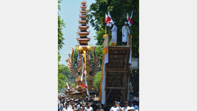 Ritual Ngaben Terbesar Keluarga Kerajaan Denpasar - Bagian 5