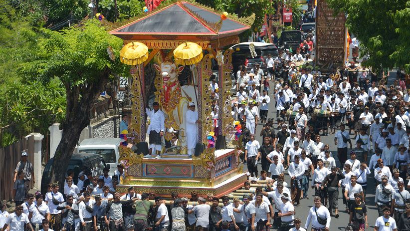 Ritual Ngaben Terbesar Keluarga Kerajaan Denpasar - Bagian 2
