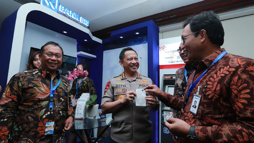 BRI Perkuat Samsat Online untuk Tingkatkan Layanan kepada Masyarakat - Bagian 2