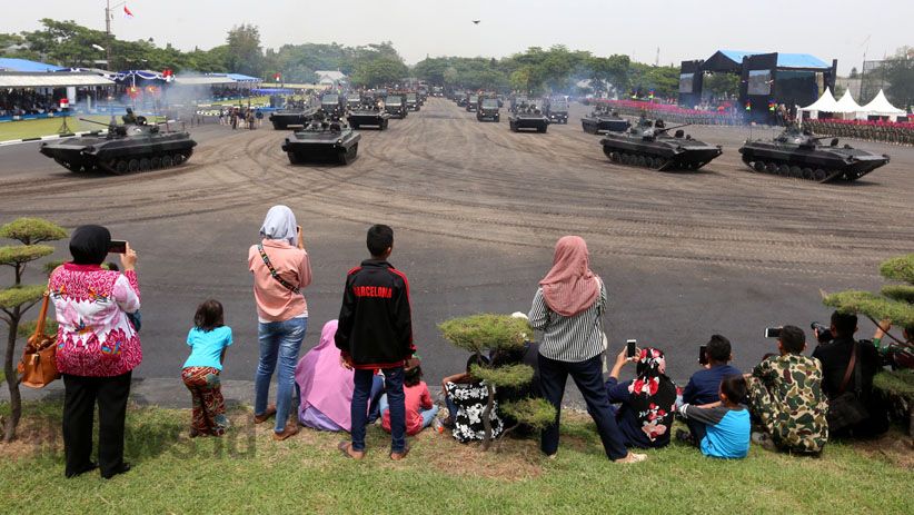 Aksi Prajurit TNI saat HUT ke-73 Korps Marinir - Bagian 4