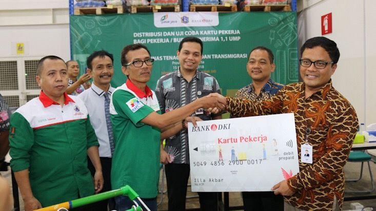 Bank DKI Distribusikan Kartu Pekerja Jakarta - Bagian 2