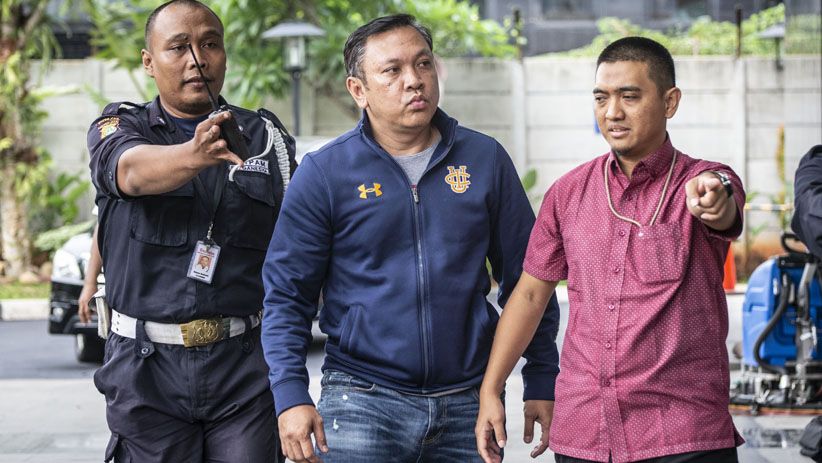 Kena OTT Kasus Suap, Bupati Pakpak Bharat Tiba di KPK - Bagian 1