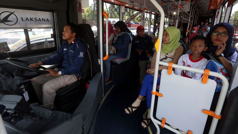 Keliling Kota Surabaya dengan Suroboyo Bus, Bayar Pakai Sampah Plastik - Bagian 3