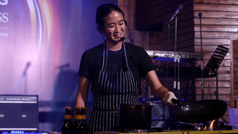 Chef Renatta Moeloek Sajikan Rawon Iga dalam Food Pairing with Guinness - Bagian 4