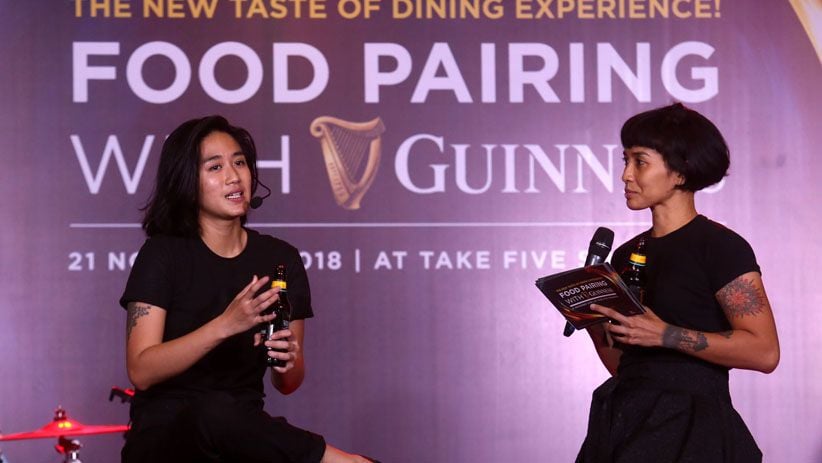 Chef Renatta Moeloek Sajikan Rawon Iga dalam Food Pairing with Guinness - Bagian 3