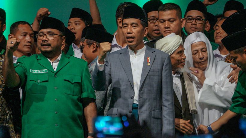 Jokowi Peringati Maulid Nabi Muhammad SAW bersama 100.000 Banser - Bagian 1
