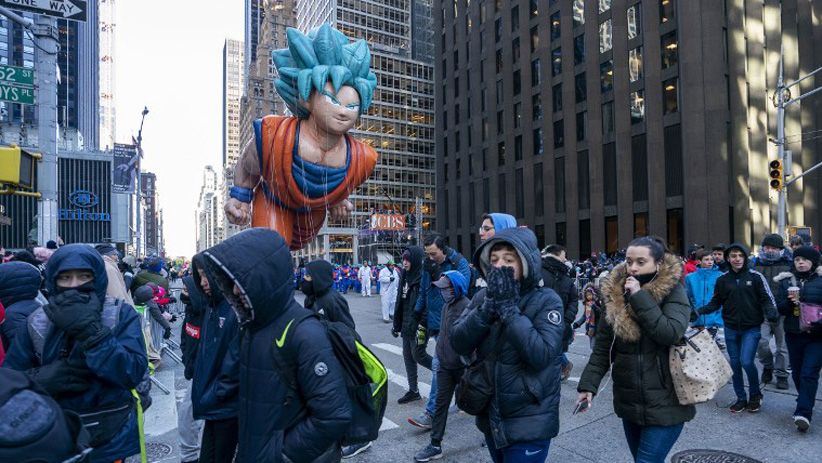 Balon Raksasa Goku hingga Pikachu Meriahkan Parade Thanksgiving di New York - Bagian 3