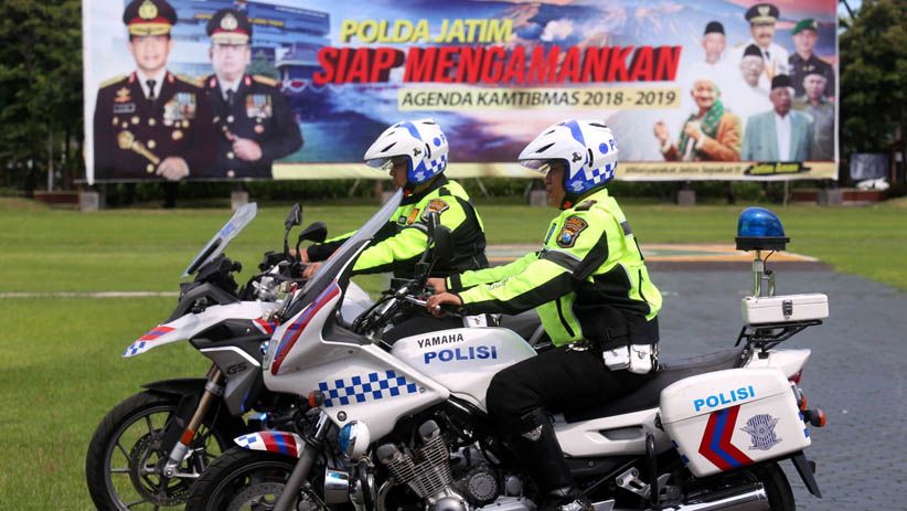 Korlantas Mabes Polri Serahkan 29 Motor untuk Operasional Polda Jatim