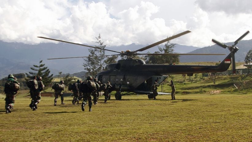 Prajurit TNI Terus Buru Kelompok Kriminal Bersenjata di Papua