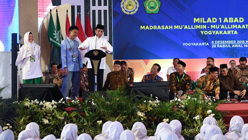 Presiden Jokowi Hadiri Milad 1 Abad Muallimin-Muallimat Muhammadiyah 