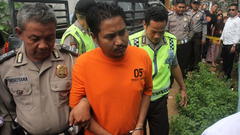 3 Tersangka Pembunuh Dufi Jalani Rekonstruksi di Rumah Kontrakan - Bagian 3