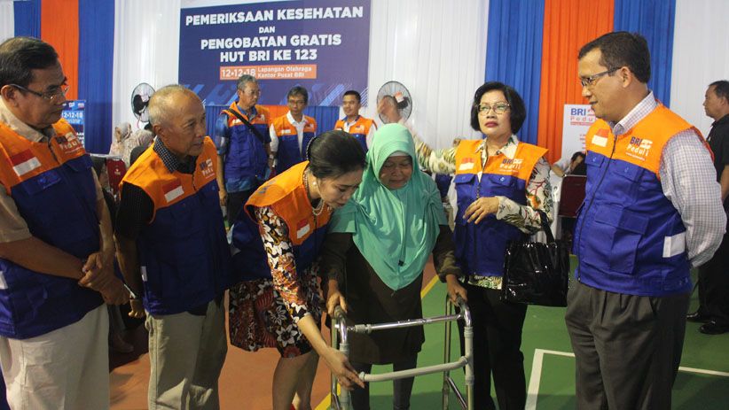 HUT ke-123, Bank BRI Berikan Pengobatan Gratis kepada 1.000 Warga - Bagian 2