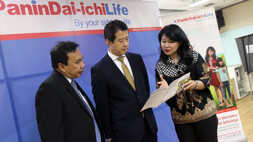Panin Dai-ichi Life Bayarkan Klaim Nasabah Panin Bank Senilai Rp1 Miliar - Bagian 2