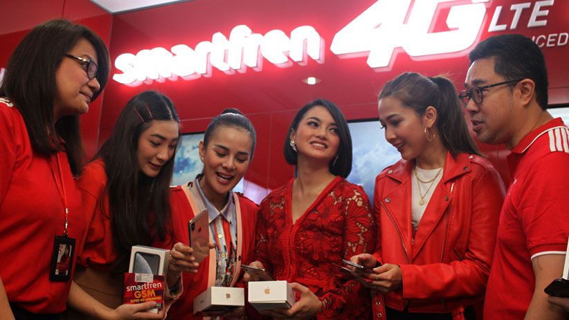 Smartfren Gelar Penjualan Perdana iPhone Terbaru - Bagian 1