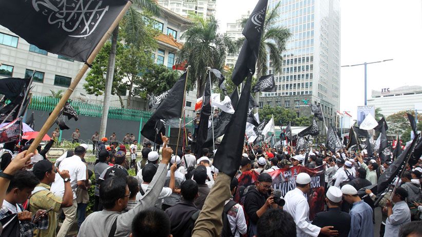 Ribuan Massa Gelar Aksi Bela Muslim Uighur di Depan Kedubes China - Bagian 4