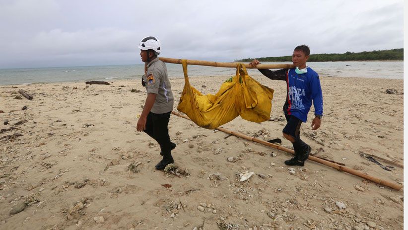 Tim SAR Gabungan Kembali Temukan Korban Tsunami Selat Sunda - Bagian 2