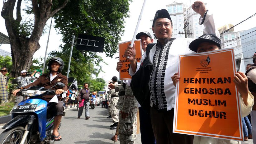 Aksi Solidaritas Ormas Islam Surabaya untuk Muslim Uigur