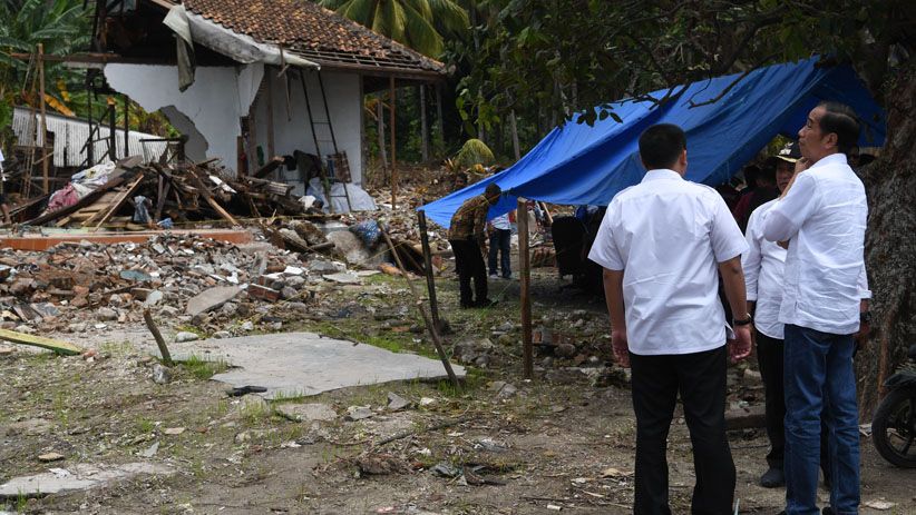 Presiden Jokowi Kunjungi Korban Tsunami Lampung - Bagian 2